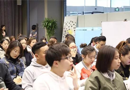 惠买员工参加培训交流会（2）