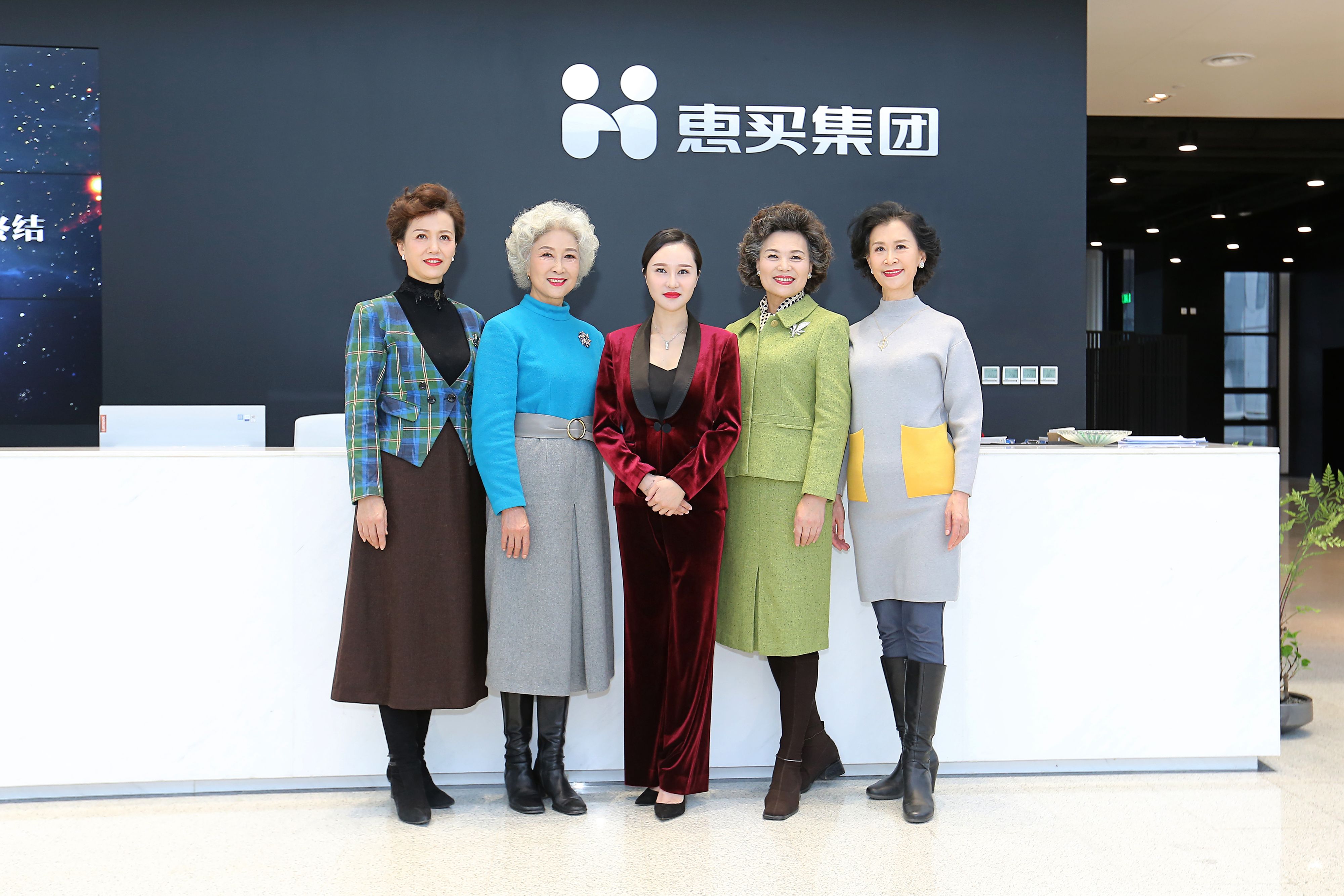 中国首家中老年MCN机构创始人梁译元与中国花样奶奶